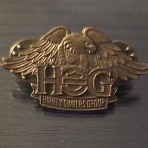 Genuine HARLEY DAVIDSON METAL PIN Size  1.5"